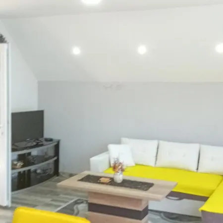 아파트 Romansa 페루사스